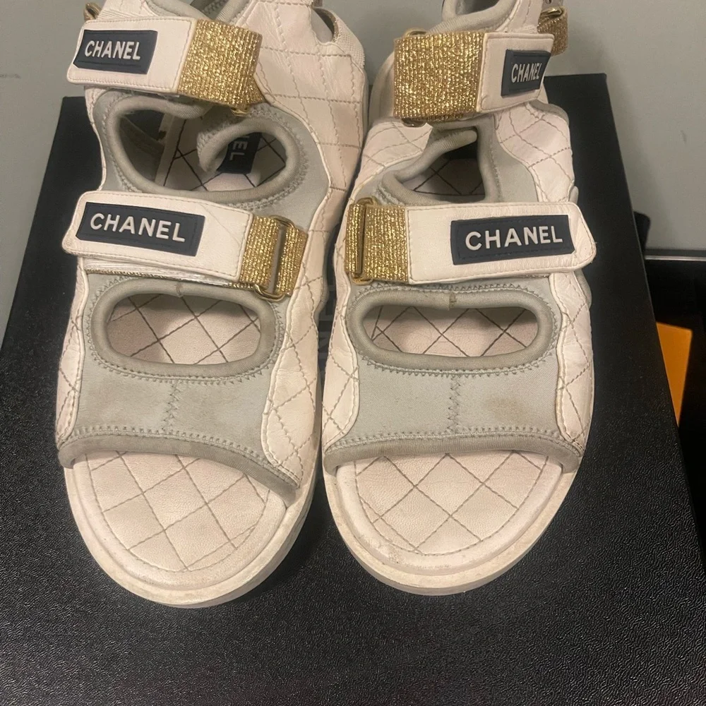 Chanel Sandals 22” - Picture 2 of 7